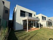 Casa de Condomínio para venda em Bairro Das Palmeiras em...
