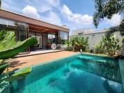 Casa de Condomínio para venda em Chácara Letônia de...