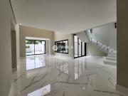 Casa de Condomínio para venda em Chácara Letônia em...