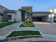 Casa de Condomínio para venda em Chácaras Silvania em...