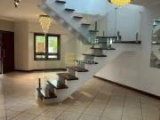 Casa de Condomínio para venda em Condomínio Grape...