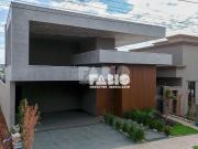 Casa de Condomínio para venda em Quinta Do Lago...