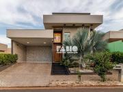 Casa de Condomínio para venda em Quinta Do Lago...