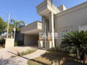 Casa de Condomínio para venda em Condomínio Village...