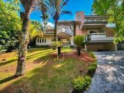 Casa de Condomínio para venda em Forest Hills de...