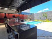 Casa de Condomínio para venda em Golf Gardens em...