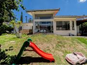 Casa de Condomínio para venda em Granja Santa Maria em...
