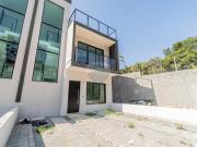 Casa de Condomínio para venda em Granja Viana de...