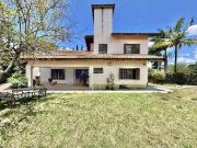 Casa de Condomínio para venda em Jardim Ana Estela em...