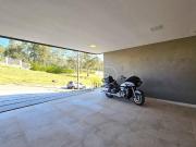 Casa de Condomínio para venda em Granja Viana de...