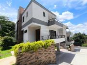 Casa de Condomínio para venda em Chácara Do Refúgio de...