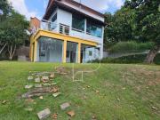 Casa de Condomínio para venda em Granja Viana de...