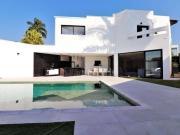 Casa de Condomínio para venda em Granja Viana de...