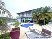 Casa de Condomínio para venda em Pousada Dos...