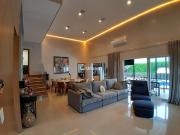 Casa de Condomínio para venda em Granja Viana em...