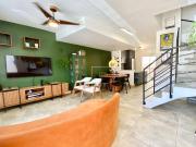 Casa de Condomínio para venda em Granja Viana em Cotia...