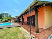 Casa de Condomínio para venda em Jardim Das Laranjeiras...