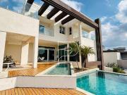 Casa de Condomínio para venda em Jardim Do Golf I em...