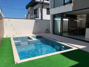 Casa de Condomínio para venda em Jardim Ermida I em...