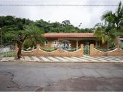 Casa de Condomínio para venda em Jardim Maria em Campo...