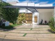 Casa de Condomínio para venda em Jardim Montreal...