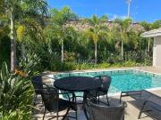 Casa de Condomínio para venda em Jardim Santa Helena em...