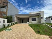 Casa de Condomínio para venda em Jardim Valencia em...