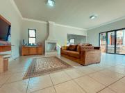 Casa de Condomínio para venda em Loteamento Portal Da...