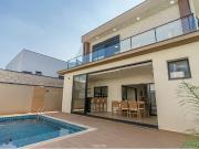 Casa de Condomínio para venda em Jardim Ermida I em...