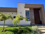 Casa de Condomínio para venda em Loteamento Villaggio Di...