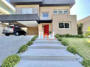 Casa de Condomínio para venda em Moinho Velho em Cotia...