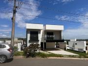 Casa de Condomínio para venda em Parque Das Quaresmeiras...