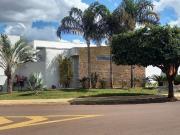 Casa de Condomínio para venda e aluguel em Parque...