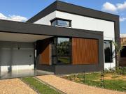 Casa de Condomínio para venda em Residencial Village...