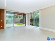 Casa de Condomínio para venda em Santa Felicidade de...