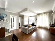 Casa de Condomínio para venda em Uberaba em Curitiba...