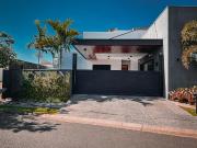 Casa de Condomínio para venda em Village Damha...