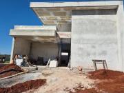 Casa de Condomínio térrea à venda de 258.00m² com 3...