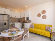 Casa de construcci?n nueva con detalles de lujo y...