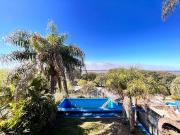 Casa de cuatro dormitorios con patio, balcón, jardin y... Casa de cuatro dormitorios con patio, balcón, jardin y...