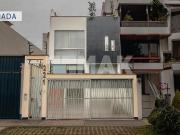 ¡Casa de cuatro dormitorios con piscina en San Isidro!