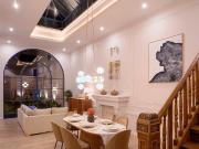 Casa de diseño con cochera, jardín y terraza Sarmiento...