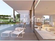 Casa de diseño con terraza y aparcamiento