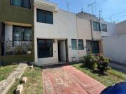 Casa de dos niveles en el Centinela, Zapopan, Jal