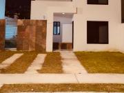 CASA EN RENTA DOS NIVELES 2 RECAMARAS EN GRAN SANTA FE...