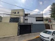 Casa de dos niveles en venta en colonia del carmen...