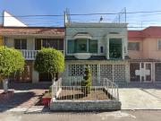 Casa de dos niveles en venta en ecatepec edomex
