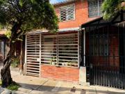 Casa de dos pisos en venta | Guayacanes del Ingenio...