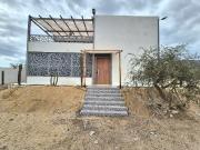 CASA DE DOS PLANTAS CERCA DE LA PLAYA EN VENTA, EL...