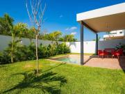 Casa de dos plantas con jardín y terraza, en venta, Real...